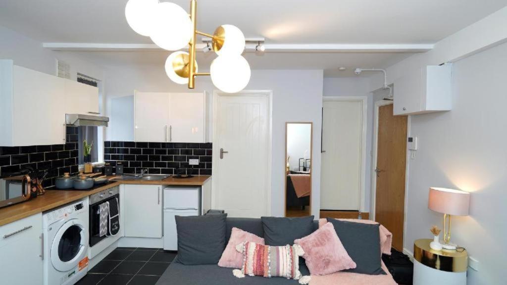 Sussex Garden One Bedroom Apartment ลอนดอน ภายนอก รูปภาพ