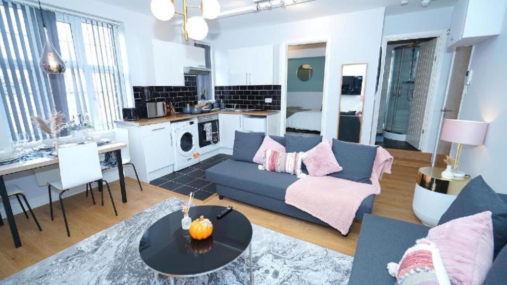 Sussex Garden One Bedroom Apartment ลอนดอน ภายนอก รูปภาพ