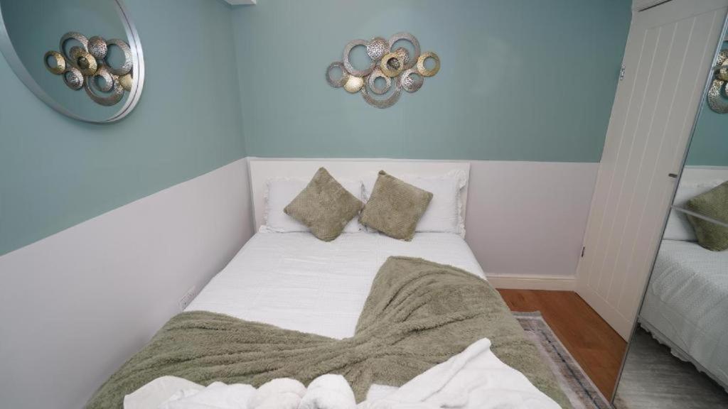 Sussex Garden One Bedroom Apartment ลอนดอน ภายนอก รูปภาพ